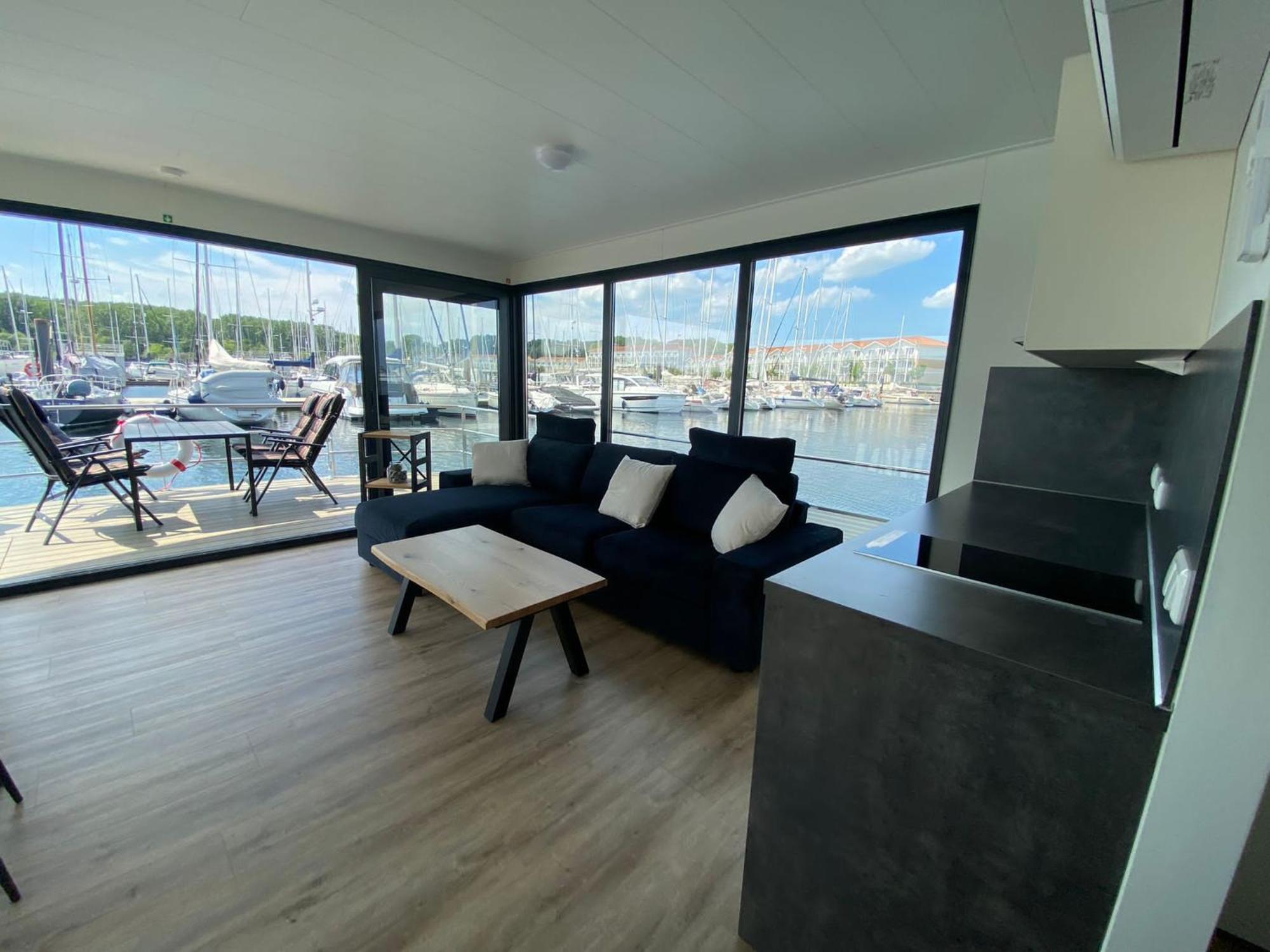 Urlaub Auf Dem Wasser Mit Einmaligen Ausblick - Well Hausboote Boltenhagen 10 Buitenkant foto